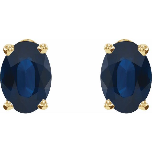 Oval 4-Prong Lightweight Stud Earrings