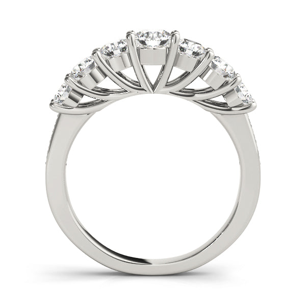 Round Diamond Wedding Ring in Precious Metals